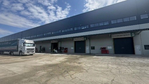 Сдается склад, 3 500 м²