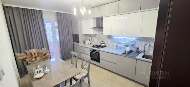 Продается 3-комн. квартира, 94,8 м²