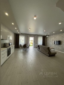 Сдается 2-этажный таунхаус, 186,2 м²
