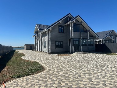 Продается 2-этажный дом, 200 м²