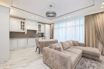 Продается 4-комн. квартира, 111 м²