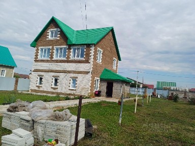 Продается 3-этажный дом, 200 м²