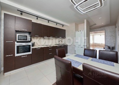 Продается 3-комн. квартира, 118,4 м²