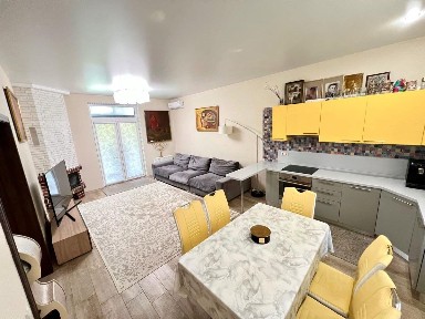 Продается 2-этажный дом, 144 м²
