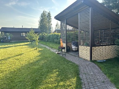 Продается 2-этажный коттедж, 270 м²