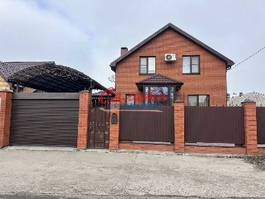 Продается 2-этажный дом, 150 м²