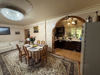 Продается 1-этажный дом, 190 м²
