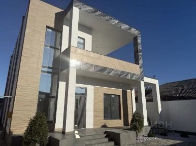 Продается 2-этажный дом, 260 м²