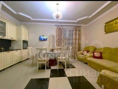 Продается 2-этажный дом, 560 м²