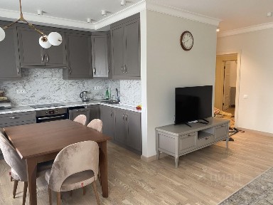 Продается 4-комн. квартира, 99,7 м²
