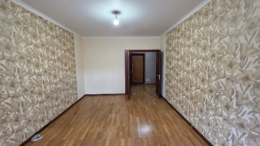 Продается 1-комн. квартира, 42 м²