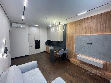 Продается 2-комн. квартира, 66,8 м²