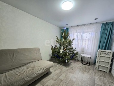 Продается 4-комн. квартира, 93,3 м²