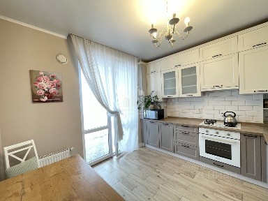 Продается 2-комн. квартира, 60 м²