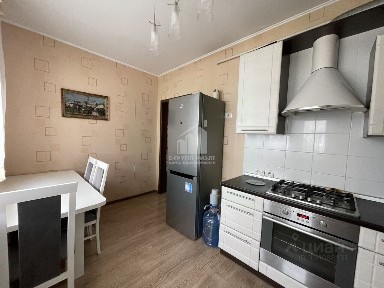 Продается 2-комн. квартира, 60 м²