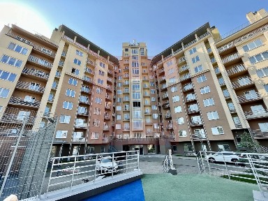 Продается 4-комн. квартира, 153,5 м²