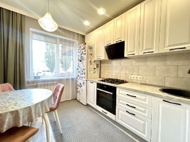Продается 4-комн. квартира, 78 м²