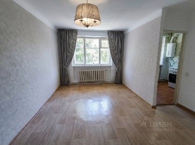 Продается 2-комн. квартира, 42 м²
