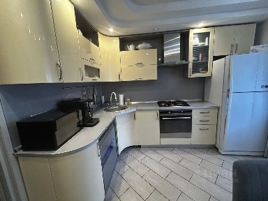 Продается 2-комн. квартира, 57 м²