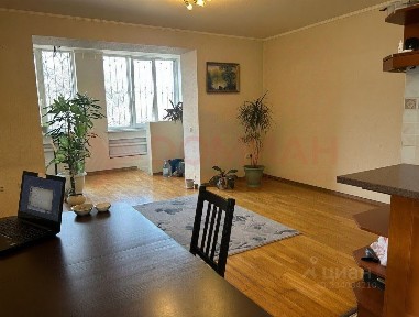Продается 3-комн. квартира, 99,5 м²