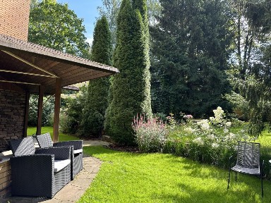 Сдается 3-этажный дом, 220 м²