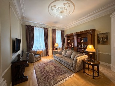 Продается 2-комн. квартира, 88,3 м²