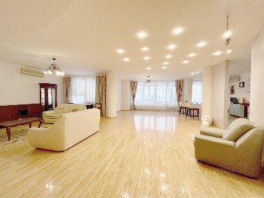 Сдается 4-комн. квартира, 285 м²