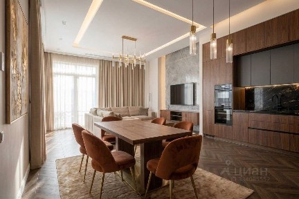 Сдается 3-комн. квартира, 145 м²