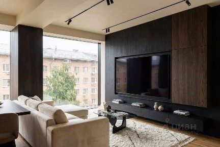 Сдается 4-комн. квартира, 140 м²