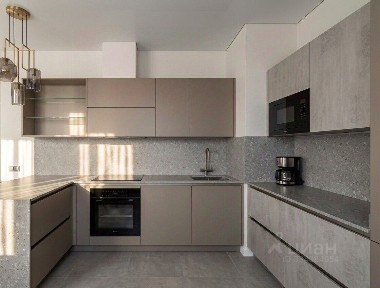 Сдается 4-комн. квартира, 160 м²