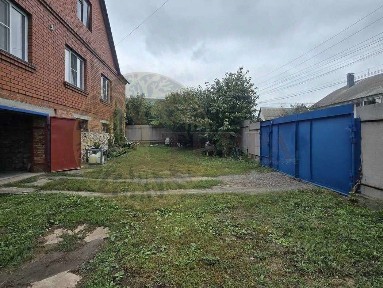 Продается 3-этажный дом, 211,9 м²
