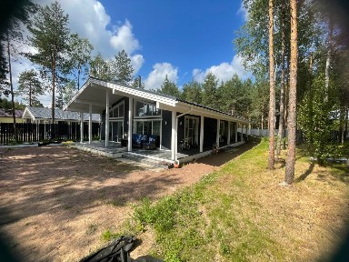 Продается 1-этажный дом, 198 м²