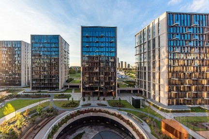 Продается 4-комн. квартира, 135 м²