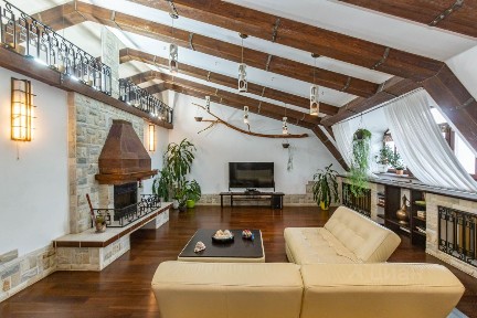 Продается 3-комн. квартира, 131 м²