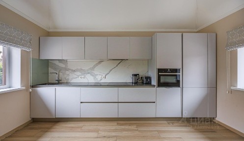 Сдается 2-этажный дом, 125 м²
