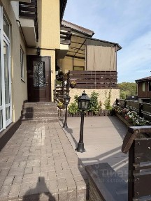 Продается 3-этажный таунхаус, 155,8 м²