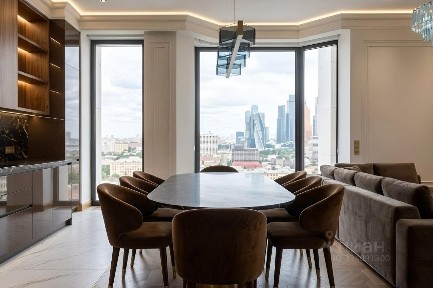 Сдается 4-комн. квартира, 126 м²