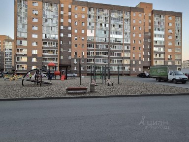 Новосибирская область, Новосибирск, р-н Ленинский, Дивногорский микрорайон, ул. Романтиков, 26