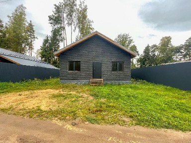 Продается 1-этажный дом, 101 м²