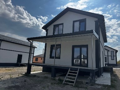 Продается 2-этажный дом, 130 м²