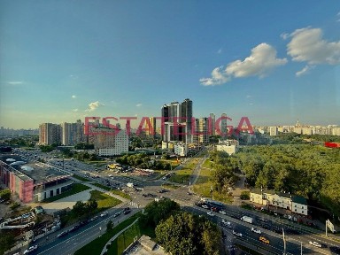 Продается 4-комн. квартира, 96,2 м²