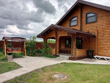 Сдается 2-этажный дом, 136 м²