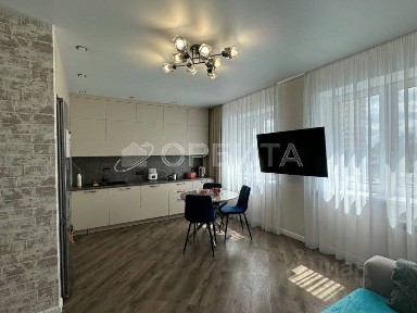 Продается 2-комн. квартира, 74 м²