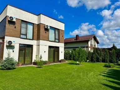 Продается 2-этажный коттедж, 175 м²
