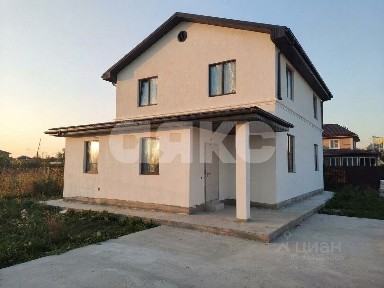 Продается 2-этажный дом, 175 м²