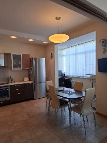 Продается 3-комн. квартира, 103,3 м²