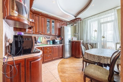 Продается 3-комн. квартира, 74,4 м²
