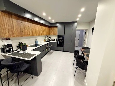Продается 3-комн. квартира, 90,2 м²