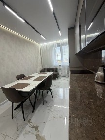 Продается 2-комн. квартира, 72,7 м²