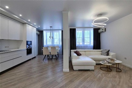 Продается 4-комн. квартира, 147,9 м²